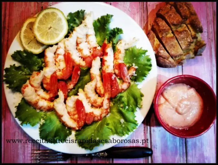 salada de camarão